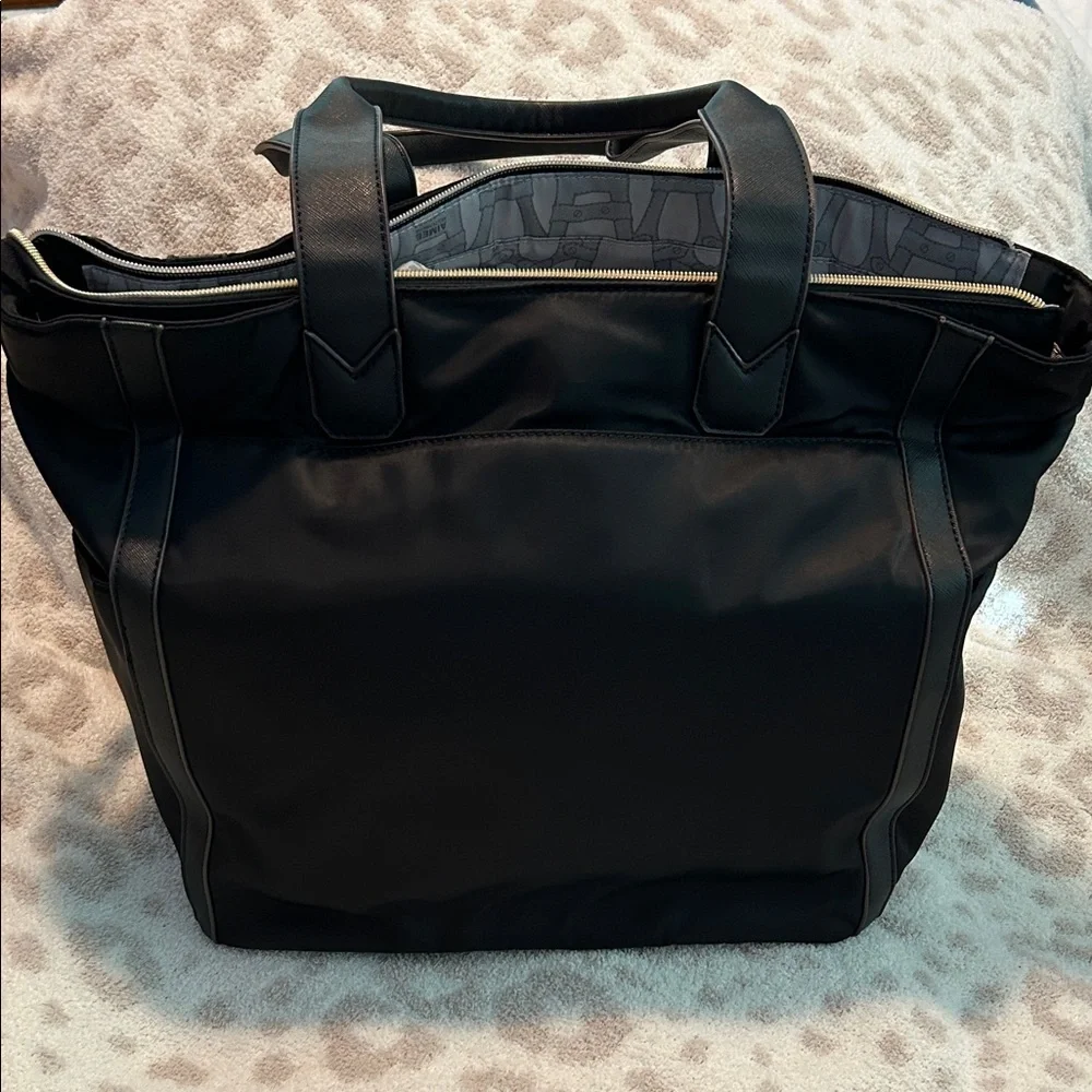 Aimee Kestenberg Tote Bag - Picture 3 of 11